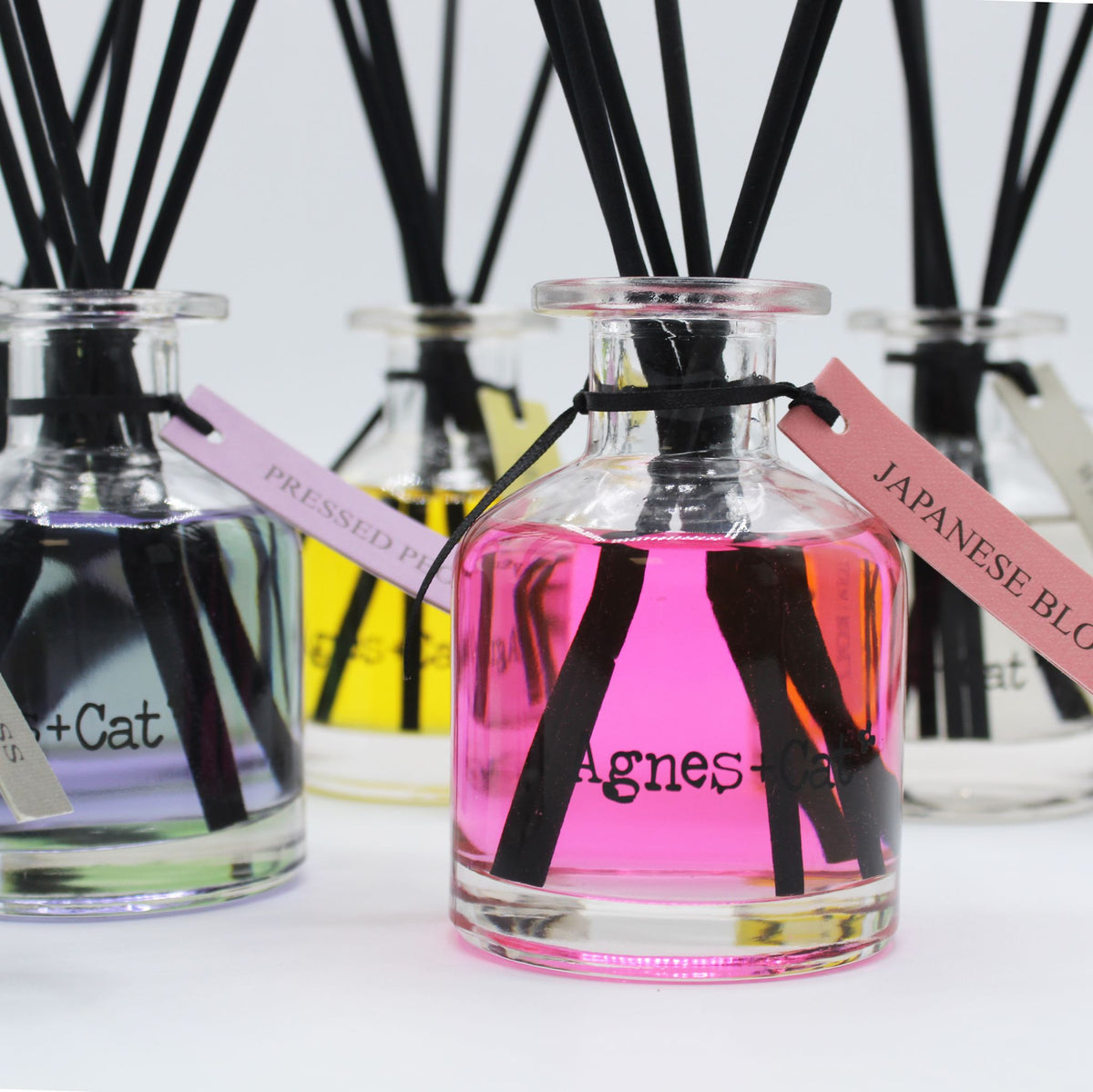 Box mit Raumduft-Diffusor – Pressed Peonie – 140 ml