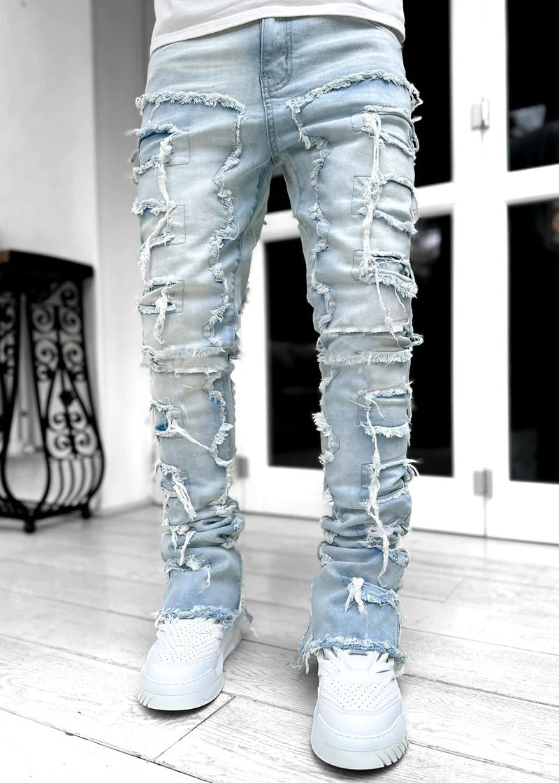 Modische Herren-Jeans mit Fransen und Rissen, individuell gepatcht, schmal geschnittene Stacked Jeans