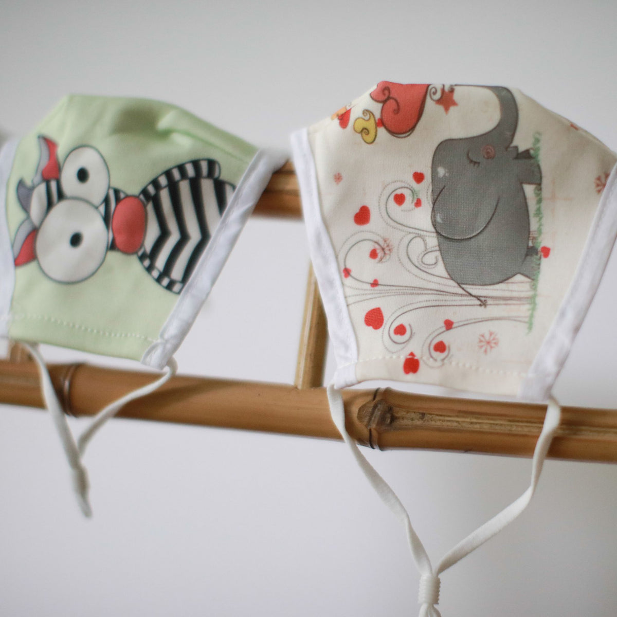 Wiederverwendbare modische Gesichtsbedeckung – Love Elephants (Erwachsene)