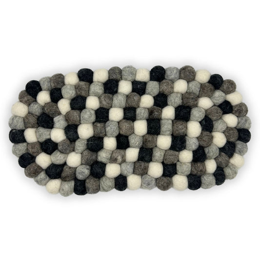 Ovale Filzkugel-Tischmatte – 38x18 cm – Verschiedene Grautöne