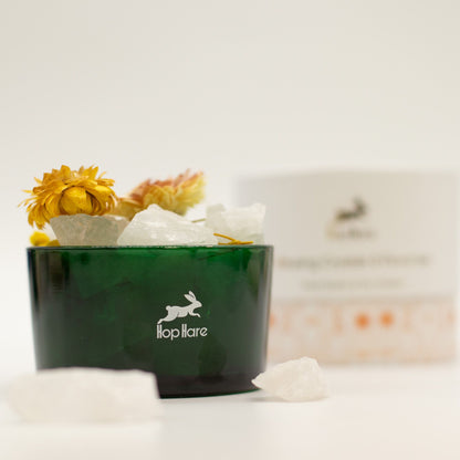 Hop Hare Set mit Kristallen zur Raumbeduftung und getrockneten Blüten – The Lion