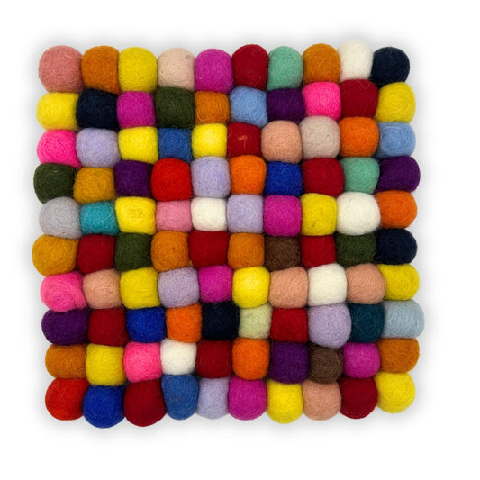 Quadratischer Filzkugel-Untersetzer – 20 cm – Mehrfarbig