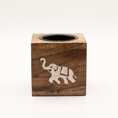 Quadratische Duftlampe aus Mangoholz – Elefant