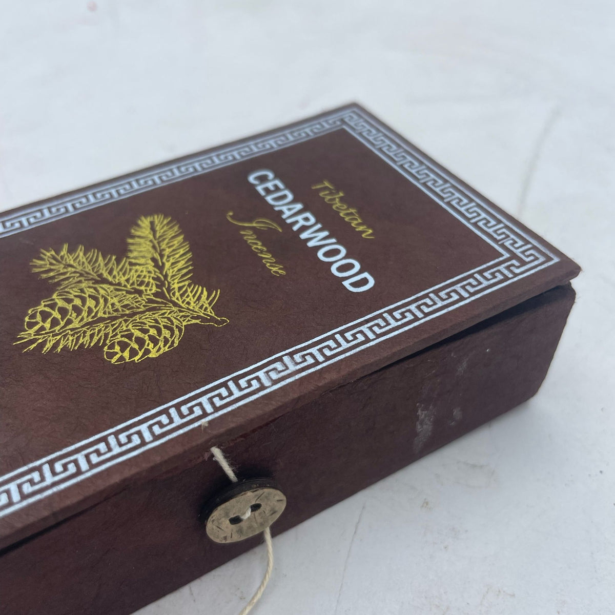 Himalaya Sughandit Dhoop Räucher-Geschenkset – Zedernholz