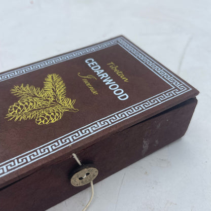 Himalaya Sughandit Dhoop Räucher-Geschenkset – Zedernholz