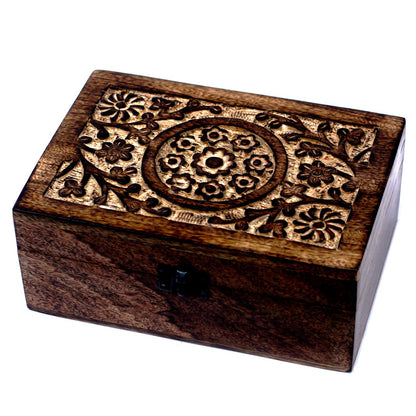 Aromatherapie-Box mit geschnitztem Blumenmuster – für 24 Flaschen